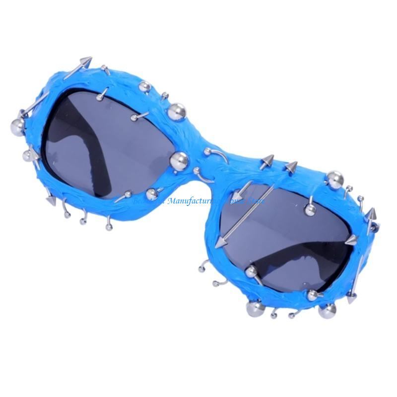 E56A Punk Rivet Sunglasses wit - огляд і ціна Street Fashion Reference